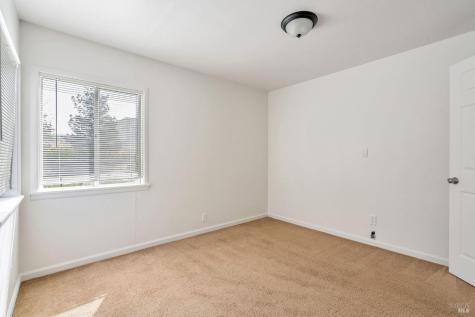 4475 Dowdell Avenue Santa Rosa CA 95407