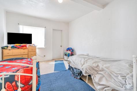 4475 Dowdell Avenue Santa Rosa CA 95407