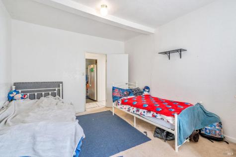 4475 Dowdell Avenue Santa Rosa CA 95407