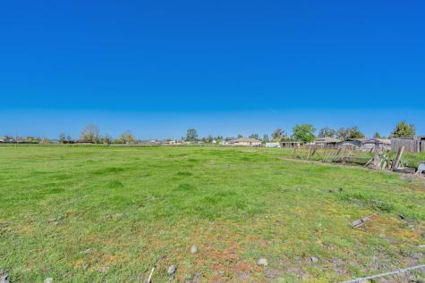 4475 Dowdell Avenue Santa Rosa CA 95407