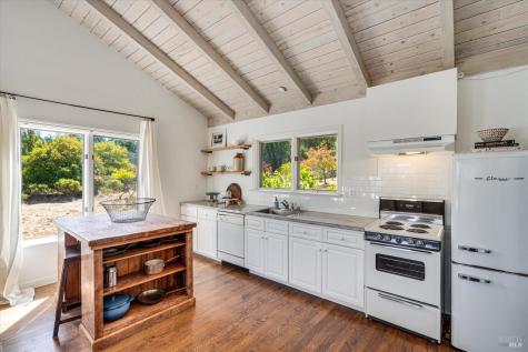 4456 Grove Street Sonoma CA 95476
