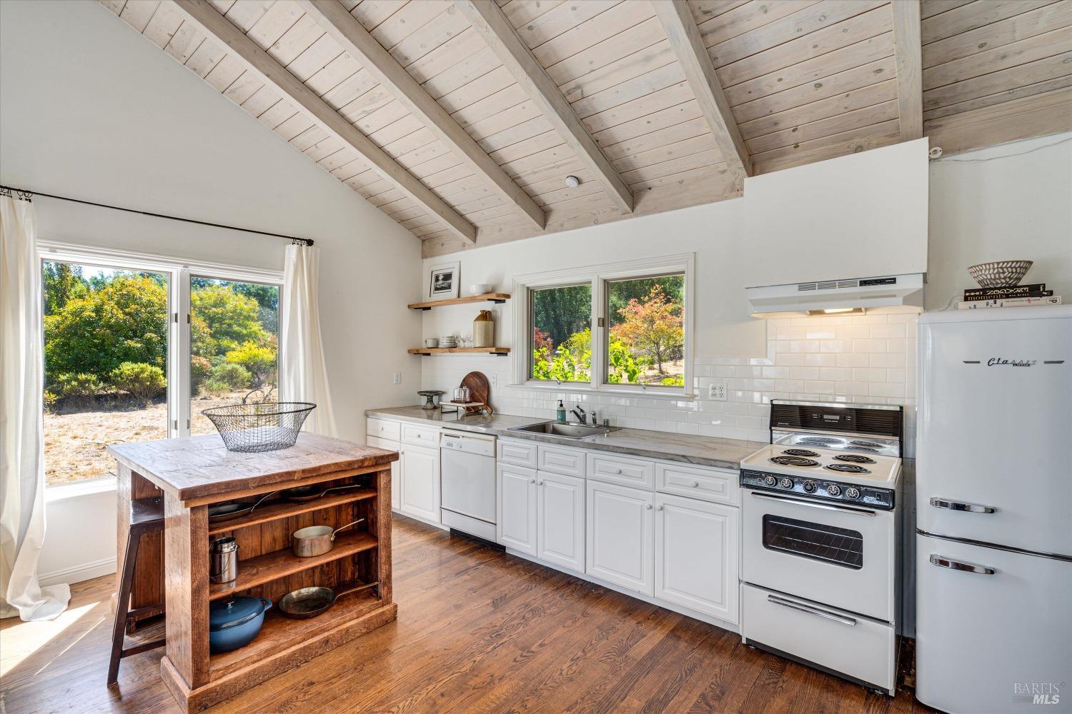 4456 Grove Street Sonoma CA 95476
