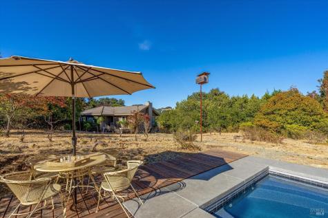 4456 Grove Street Sonoma CA 95476