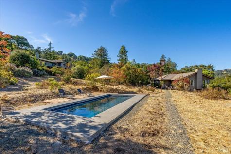 4456 Grove Street Sonoma CA 95476