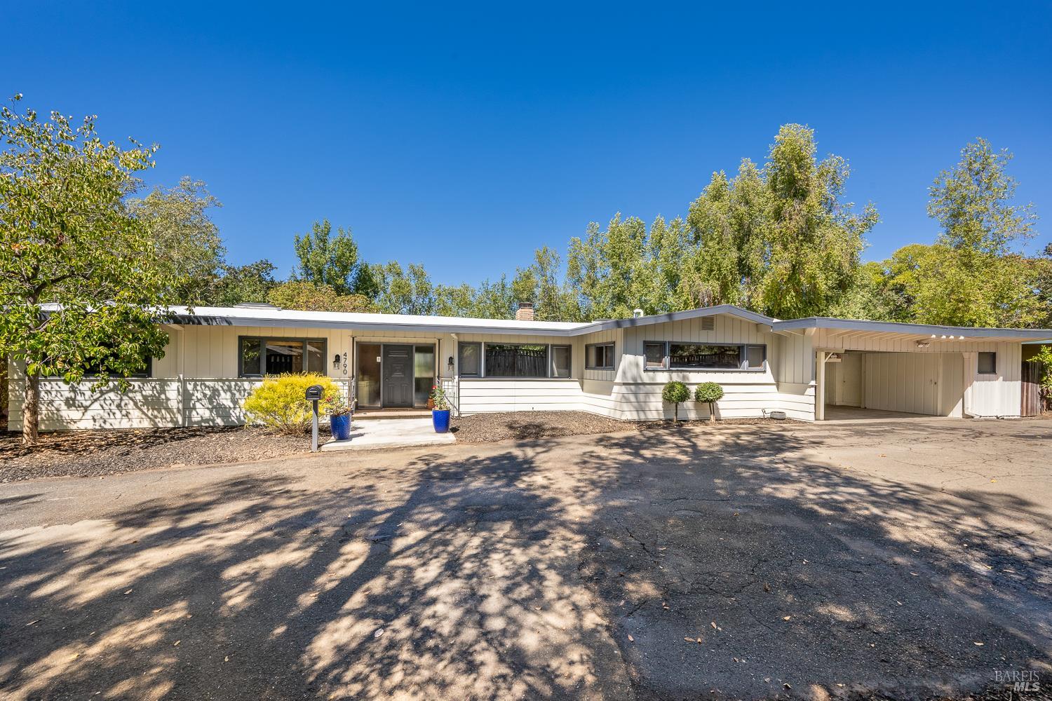 4790 Montgomery Lane Santa Rosa CA 95409