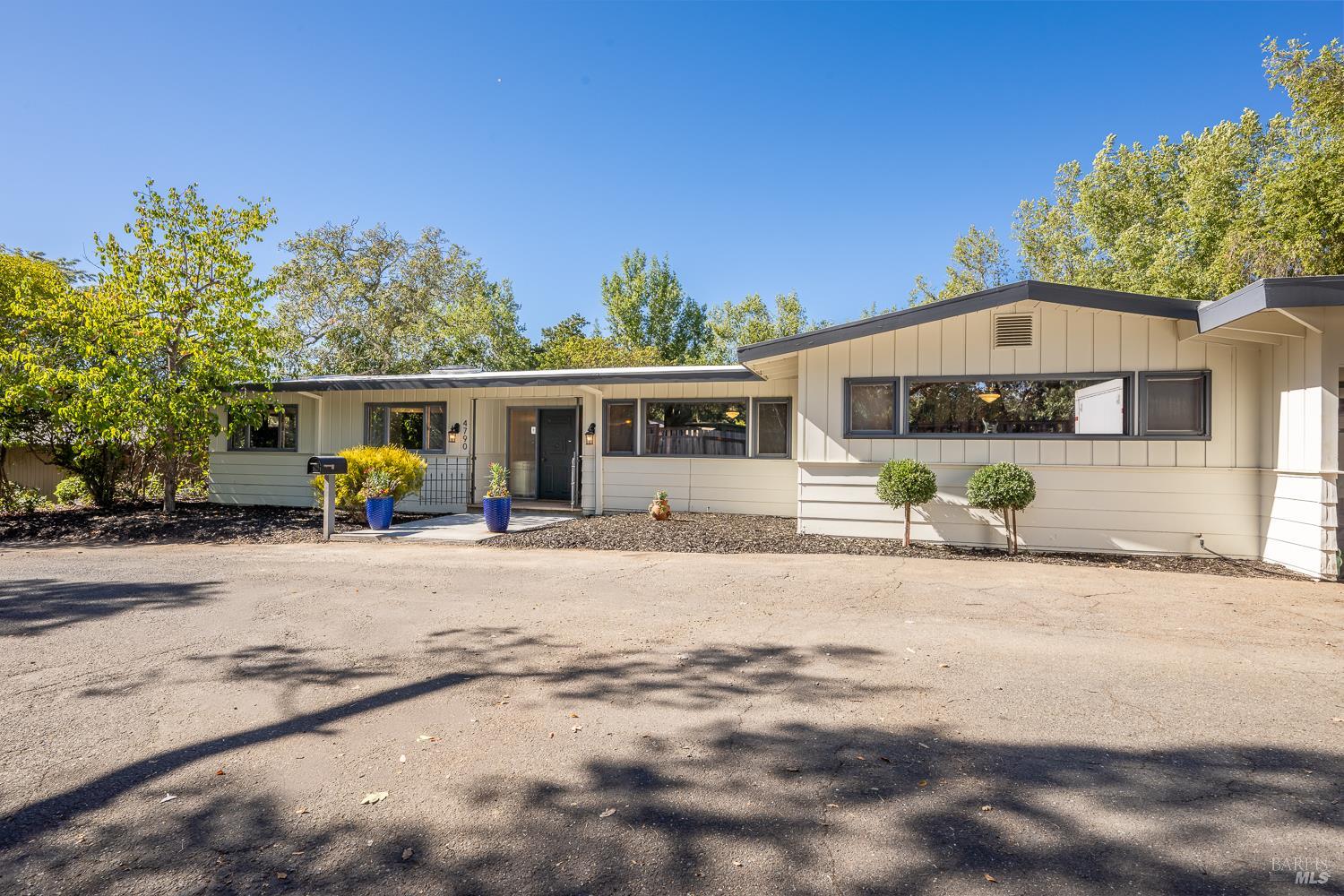 4790 Montgomery Lane Santa Rosa CA 95409