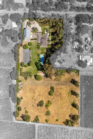 585 Denmark Street Sonoma CA 95476