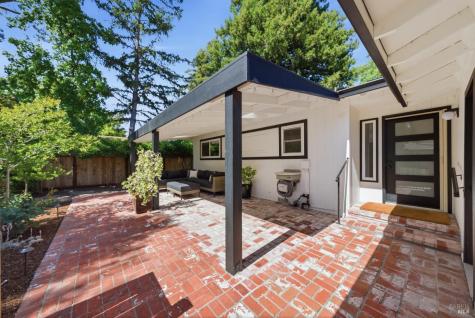 151 Temelec Circle Sonoma CA 95476