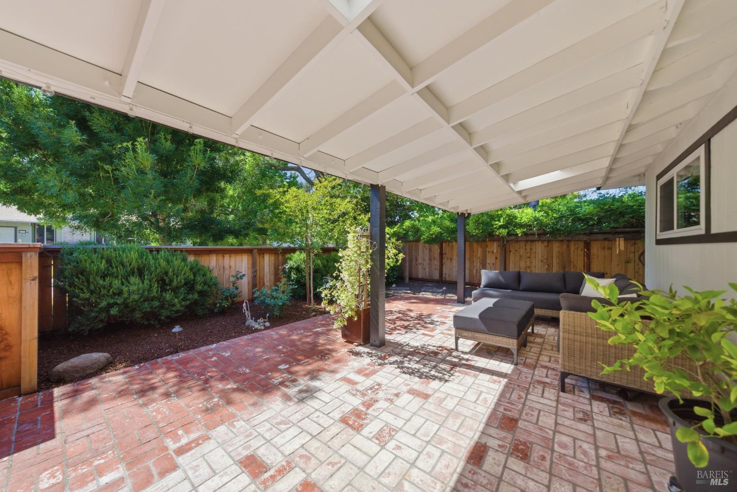 151 Temelec Circle Sonoma CA 95476