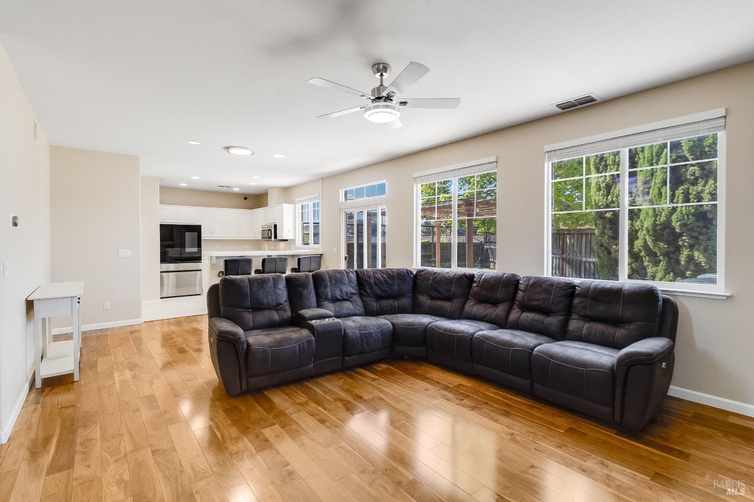 673 Rockspray Circle Pittsburg CA 94565