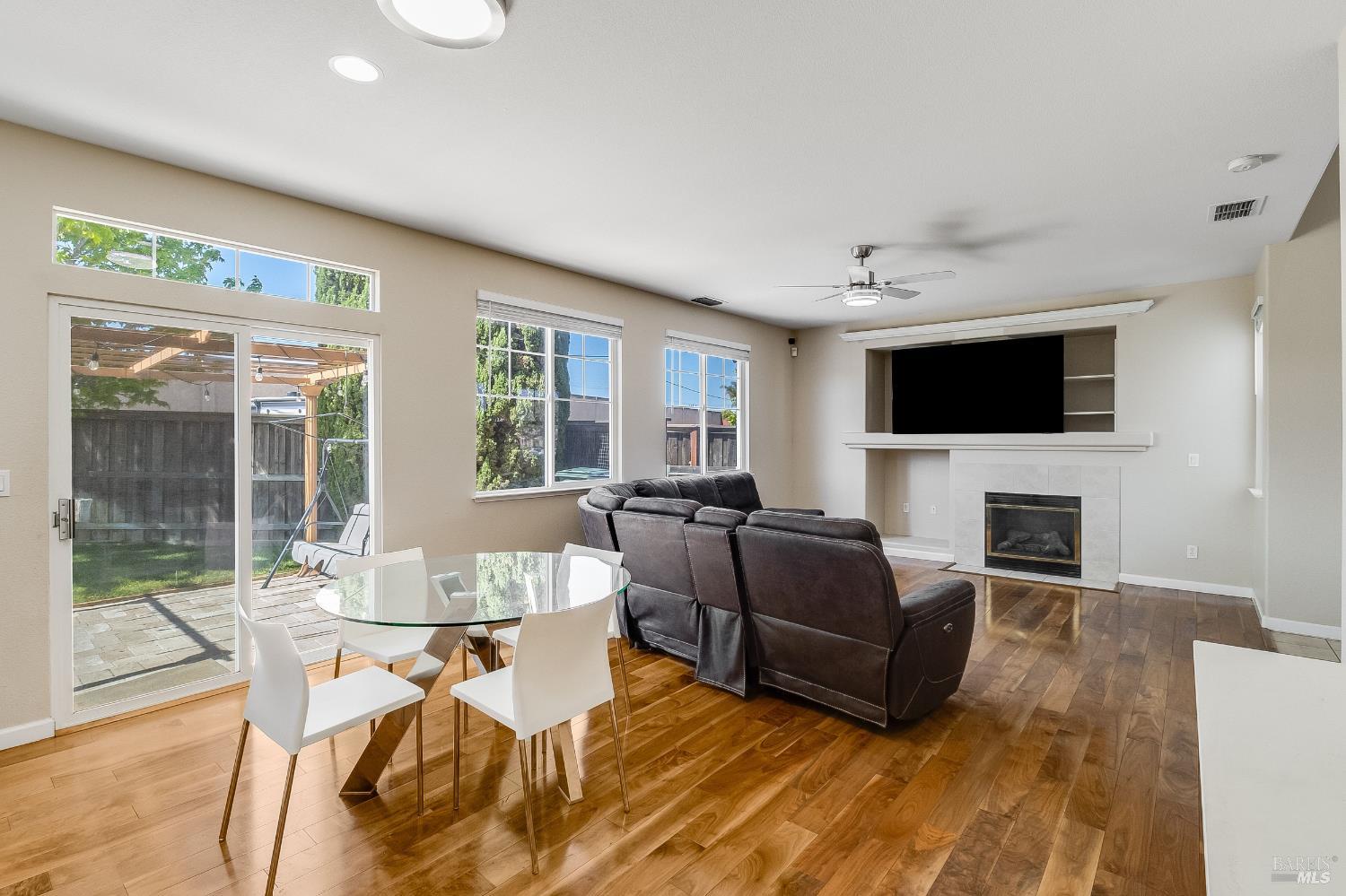673 Rockspray Circle Pittsburg CA 94565