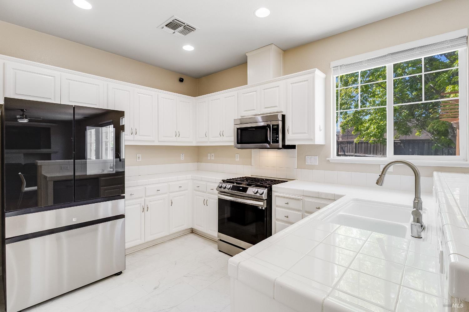 673 Rockspray Circle Pittsburg CA 94565