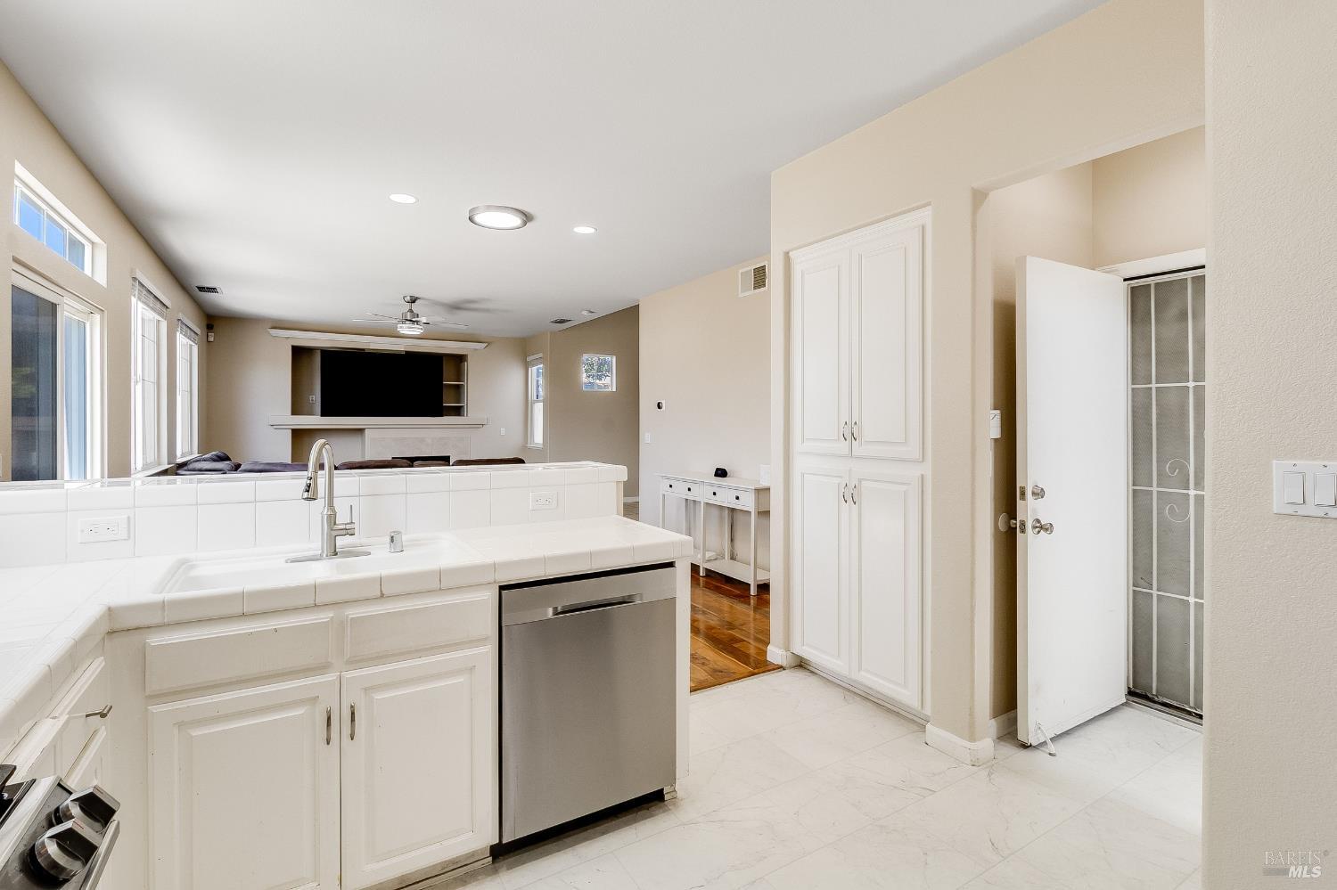 673 Rockspray Circle Pittsburg CA 94565