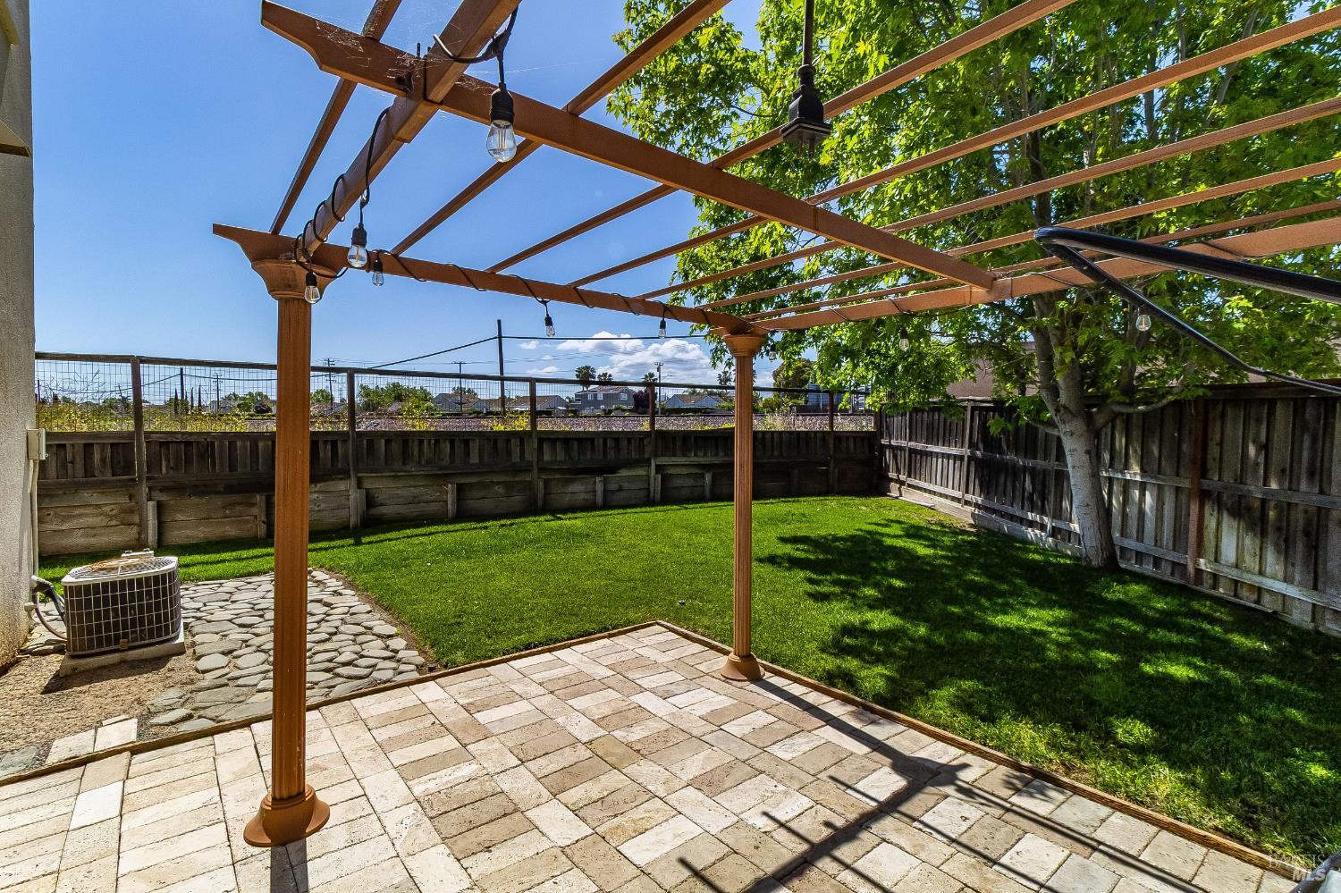 673 Rockspray Circle Pittsburg CA 94565