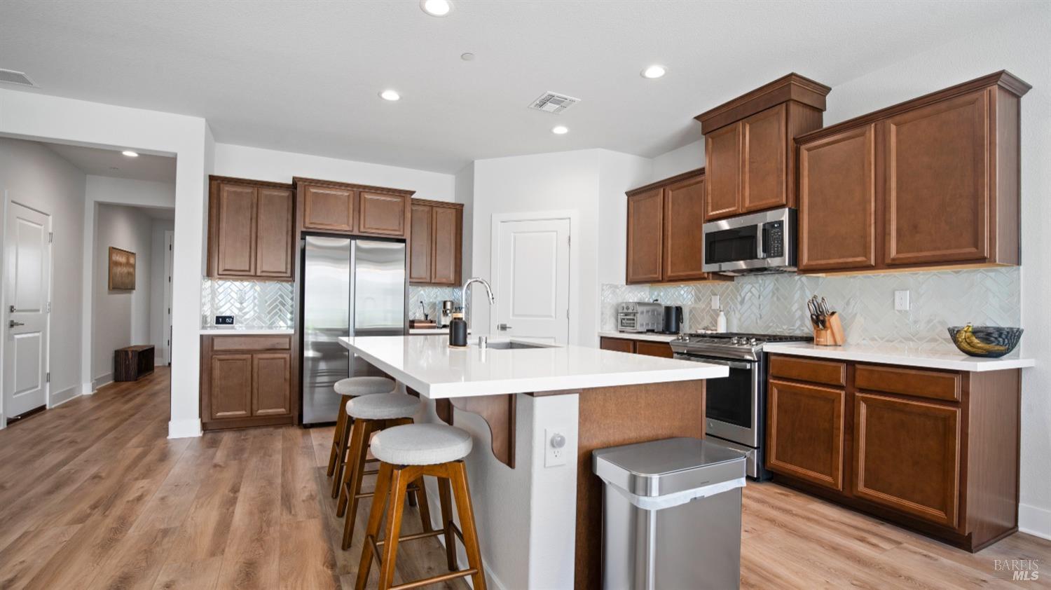 833 Cosmos Drive Vacaville CA 95687