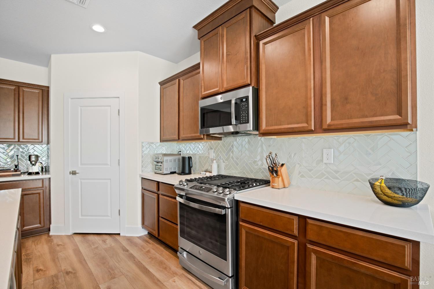 833 Cosmos Drive Vacaville CA 95687