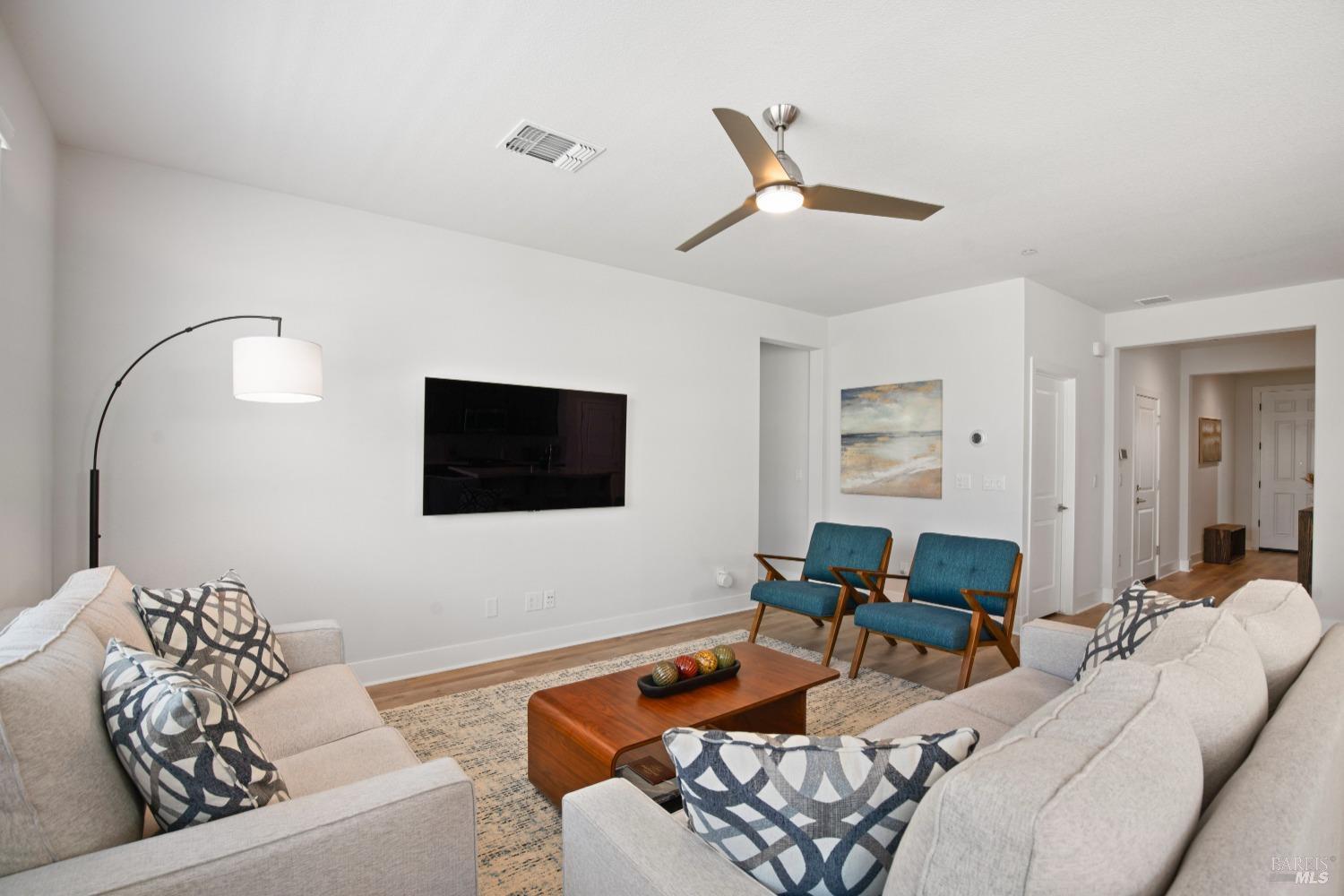 833 Cosmos Drive Vacaville CA 95687