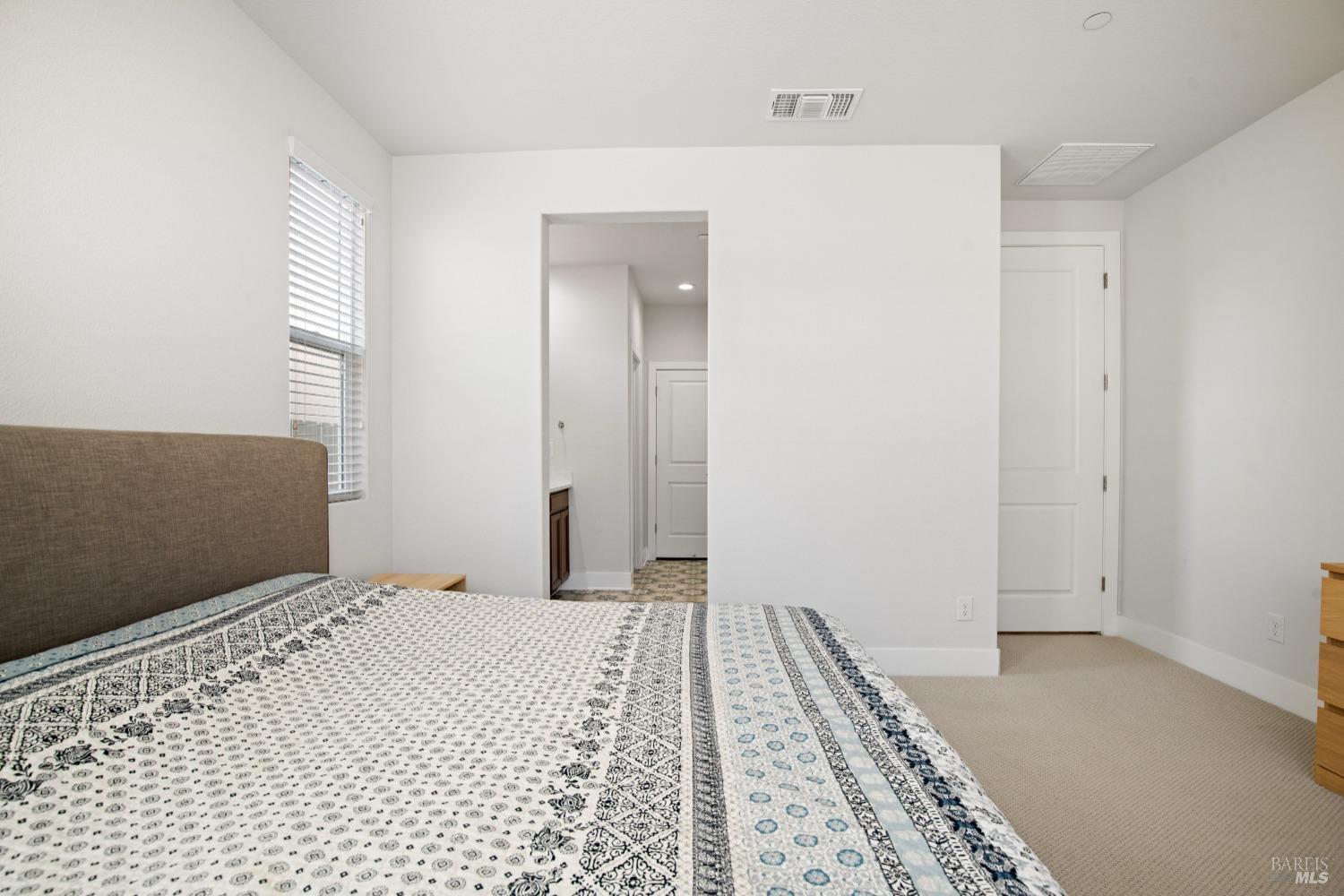 833 Cosmos Drive Vacaville CA 95687