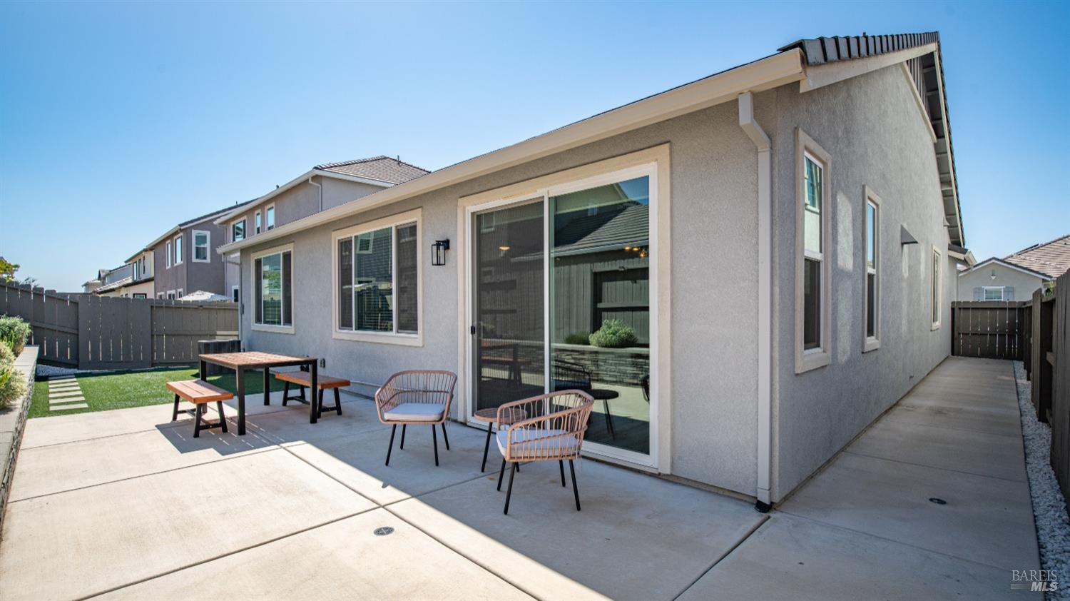 833 Cosmos Drive Vacaville CA 95687