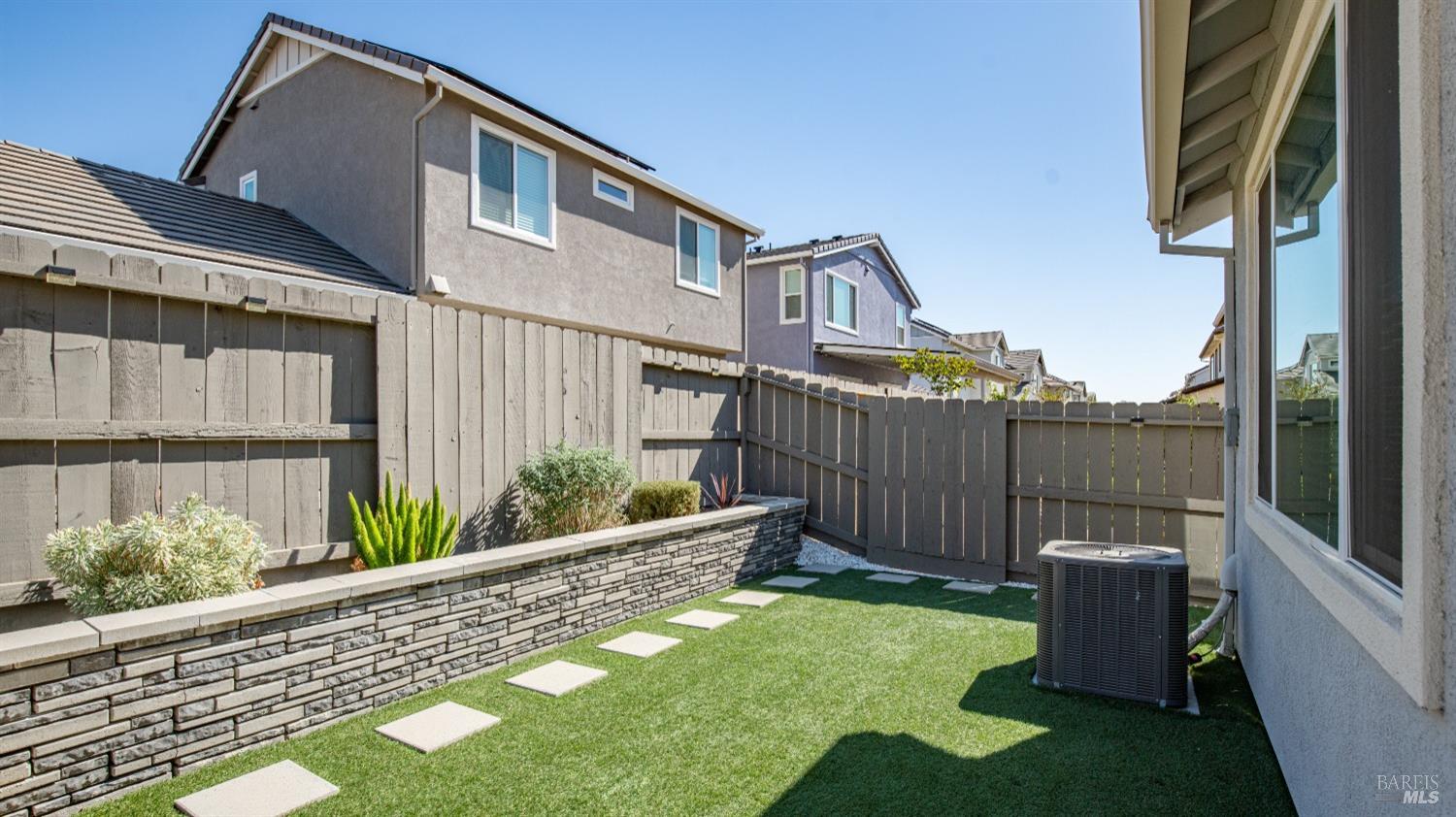 833 Cosmos Drive Vacaville CA 95687