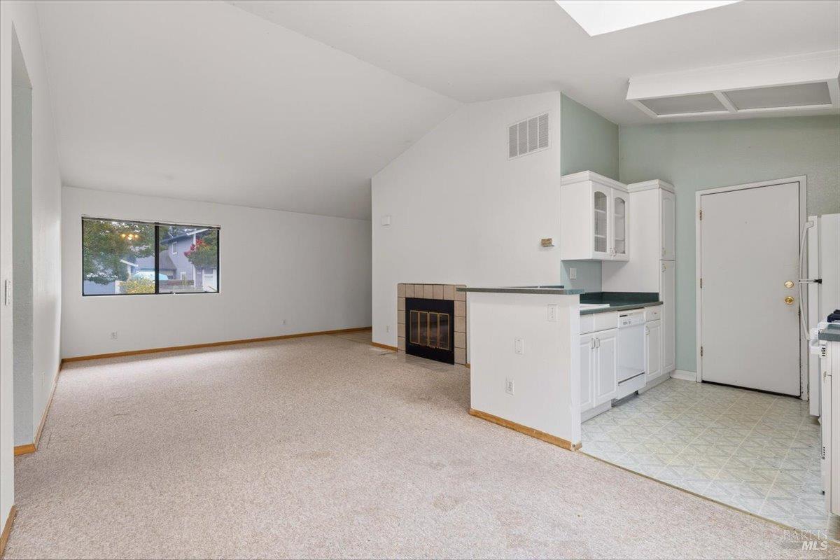 980 Stanislaus Way Santa Rosa CA 95401