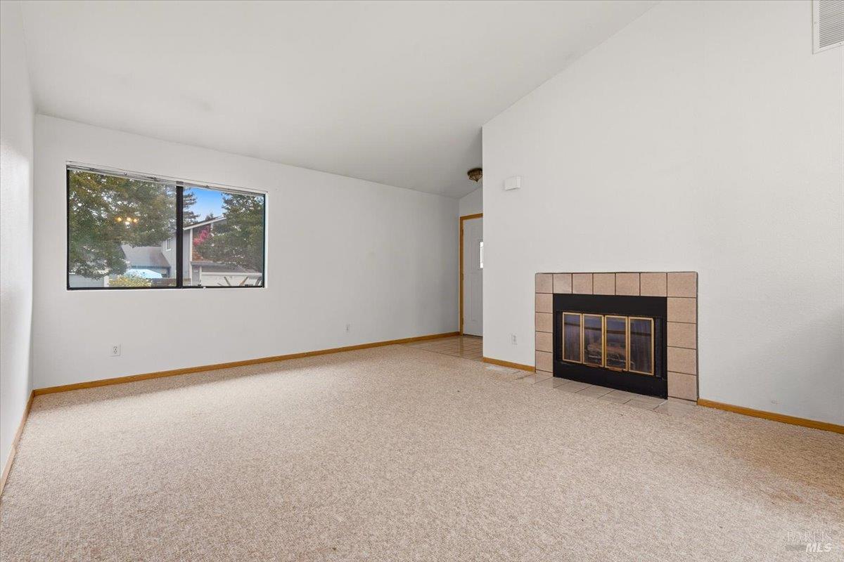 980 Stanislaus Way Santa Rosa CA 95401