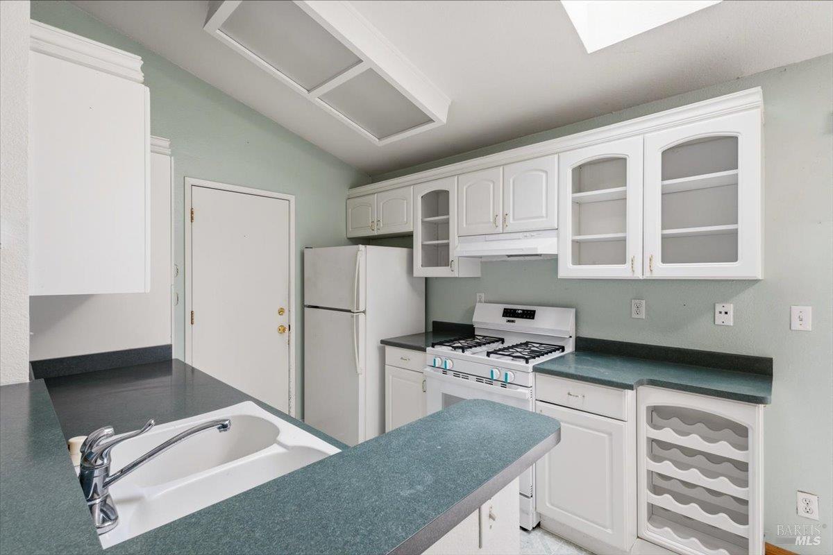 980 Stanislaus Way Santa Rosa CA 95401