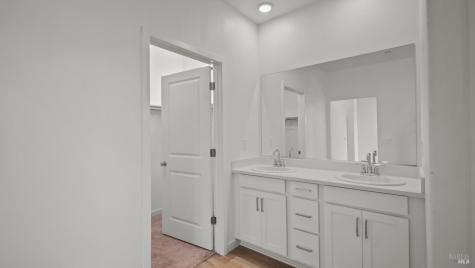 1586 Waterside Lane Rohnert Park CA 94928