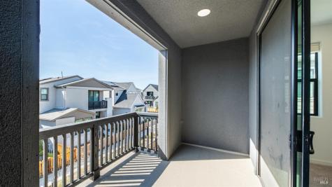1586 Waterside Lane Rohnert Park CA 94928