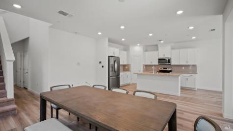 1586 Waterside Lane Rohnert Park CA 94928