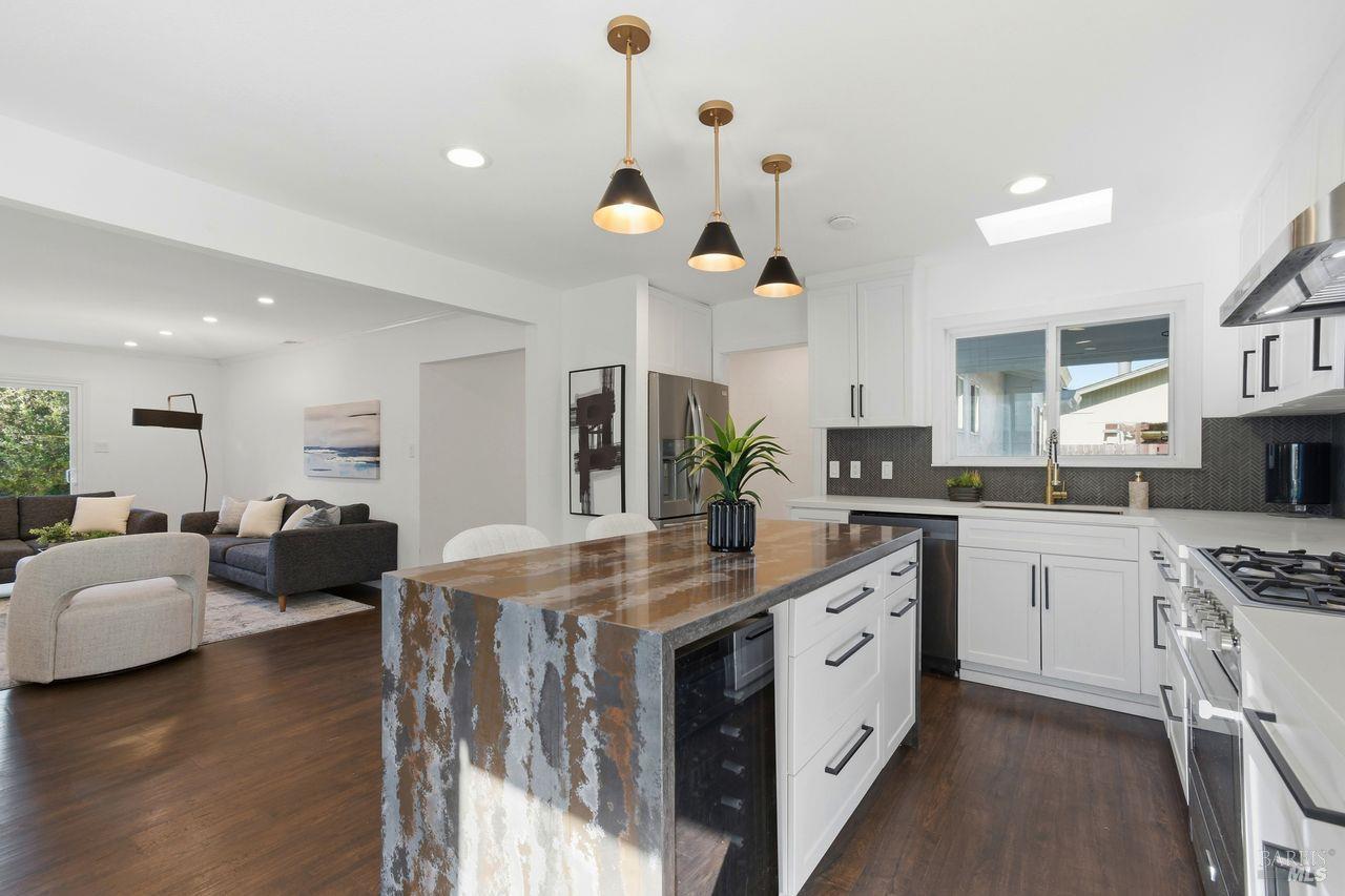 4541 Rinconada Drive Santa Rosa CA 95409