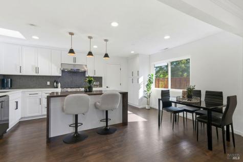 4541 Rinconada Drive Santa Rosa CA 95409