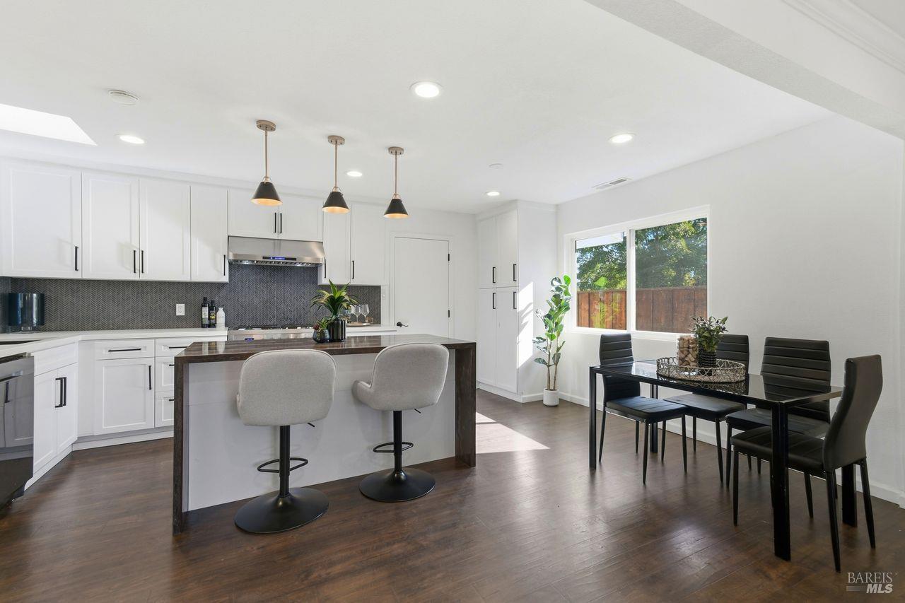 4541 Rinconada Drive Santa Rosa CA 95409