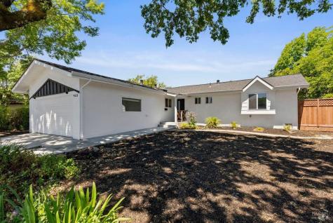 4541 Rinconada Drive Santa Rosa CA 95409