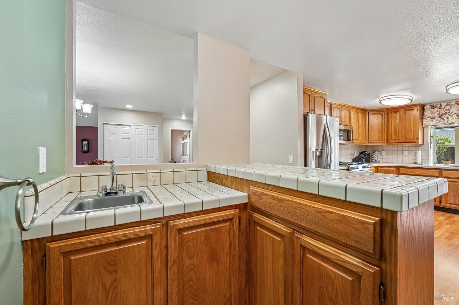 5346 Daniel Drive Rohnert Park CA 94928