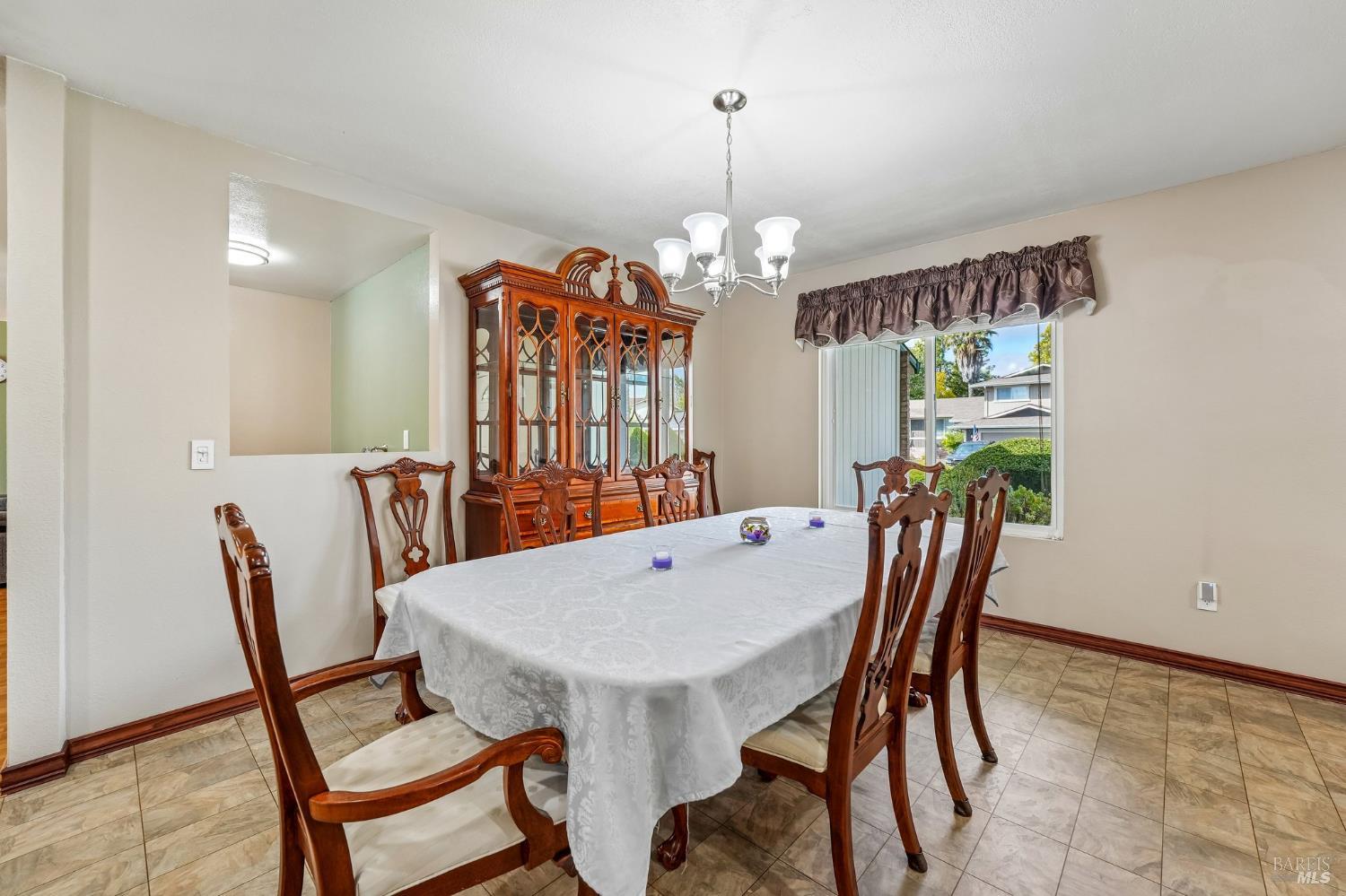5346 Daniel Drive Rohnert Park CA 94928
