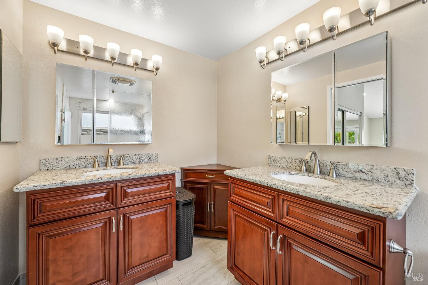 5346 Daniel Drive Rohnert Park CA 94928