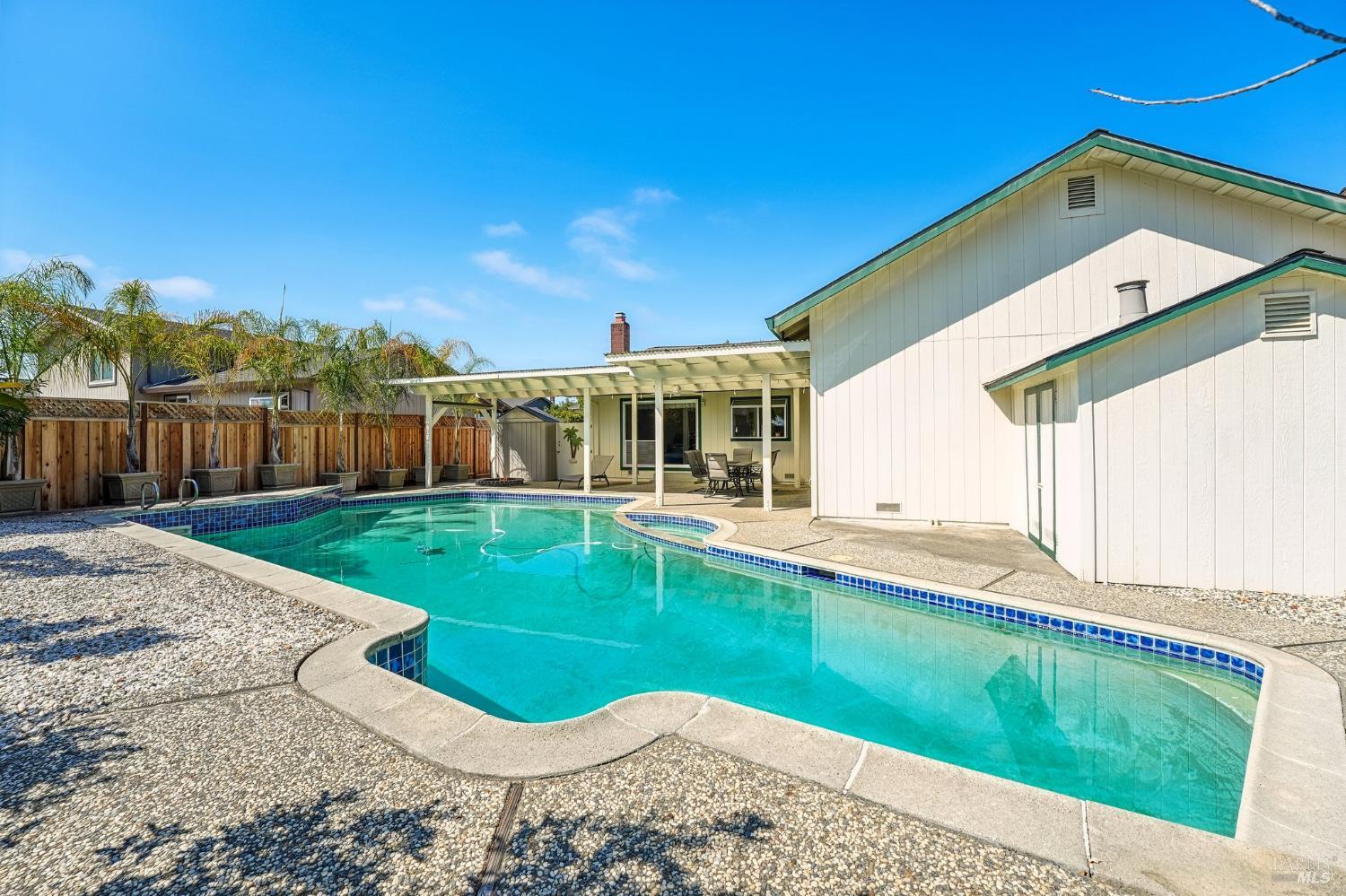 5346 Daniel Drive Rohnert Park CA 94928