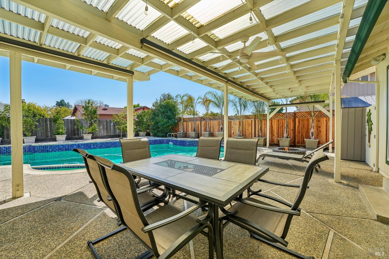 5346 Daniel Drive Rohnert Park CA 94928