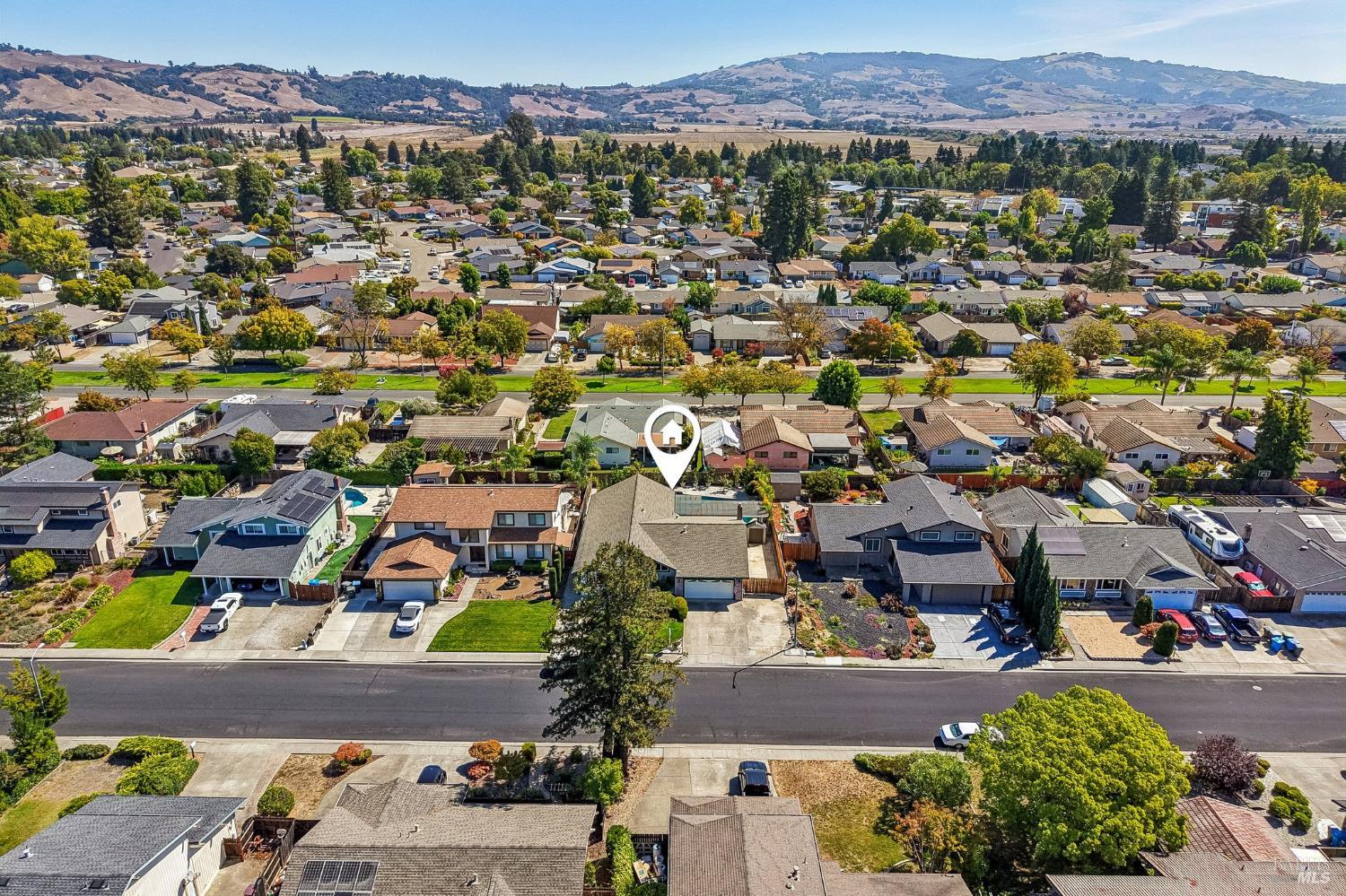 5346 Daniel Drive Rohnert Park CA 94928
