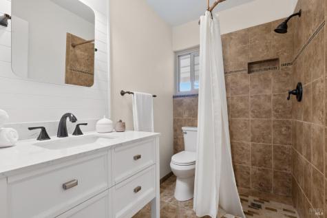 333 Orangewood Drive Healdsburg CA 95448