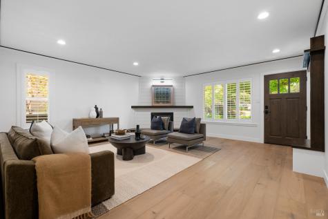 333 Orangewood Drive Healdsburg CA 95448