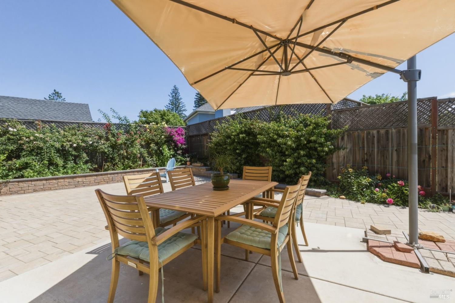 3746 Sawgrass Place Santa Rosa CA 95403