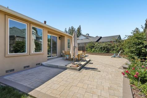 3746 Sawgrass Place Santa Rosa CA 95403