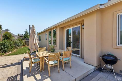3746 Sawgrass Place Santa Rosa CA 95403