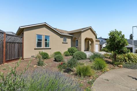 3746 Sawgrass Place Santa Rosa CA 95403