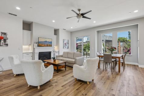 3746 Sawgrass Place Santa Rosa CA 95403