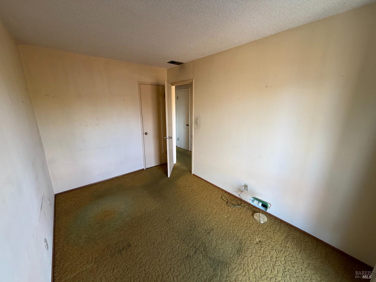 1527 Granada Street Vallejo CA 94591