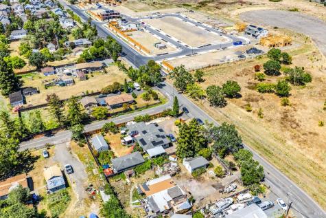 1129 Fresno Avenue Santa Rosa CA 95407