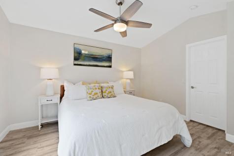 111 Philip Drive Healdsburg CA 95448
